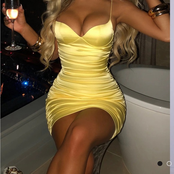 Dress - Picture 2 of 3